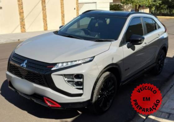 MITSUBISHI ECLIPSE CROSS 1.5 MIVEC TURBO GASOLINA HPE BLACK CVT